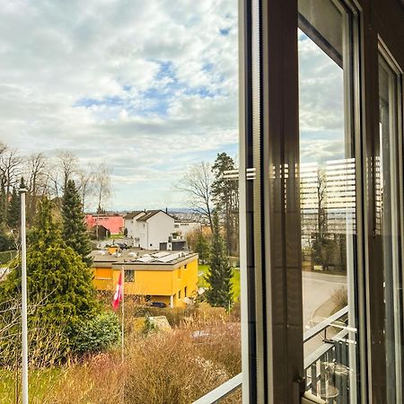 Dachwohnung In Flughafennaehe Kloten Exterior foto