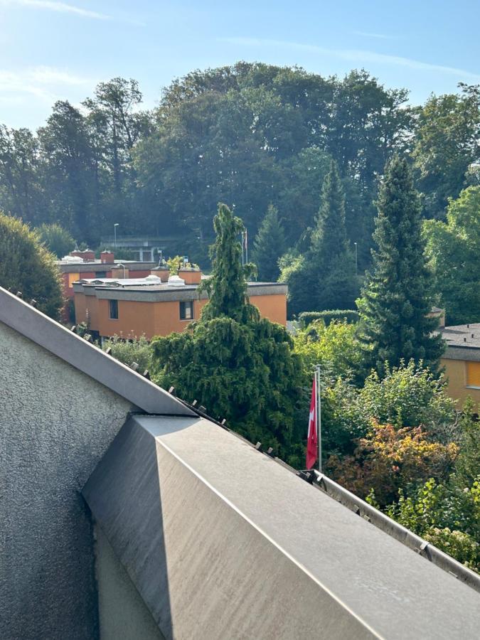 Dachwohnung In Flughafennaehe Kloten Exterior foto